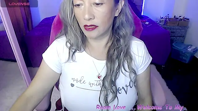 Melanyy 100 online show from 11-13-25, 09:47