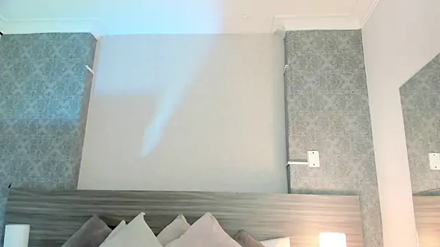 Mistyca online show from 04-26-26, 09:40