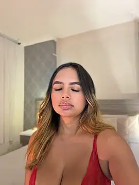 Snapshot of Mistyca chatting on 06-18-26, 11:14 Mistyca online show from 06-18-26, 11:14