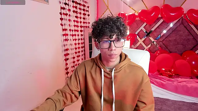 AkazaBoy  online show from 02-16-25, 04:20