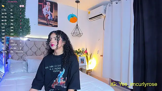 CurlyRose   online show from 09-17-25, 10:44