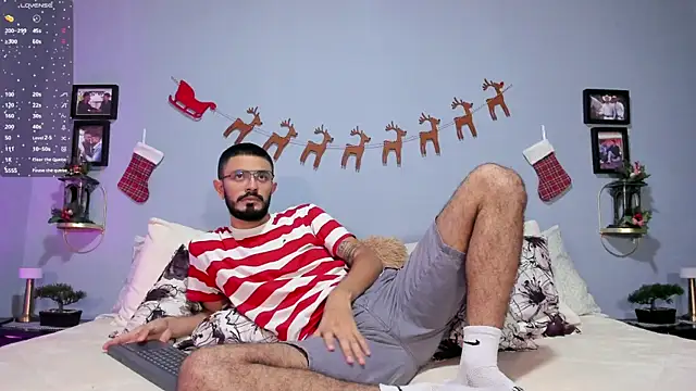 Snapshot of ETHAN_ADAM chatting on 12-03-24, 02:05 ETHAN ADAM online show from 12-03-24, 02:05