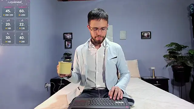 Snapshot of ETHAN_ADAM chatting on 02-10-25, 07:38 ETHAN ADAM online show from 02-10-25, 07:38