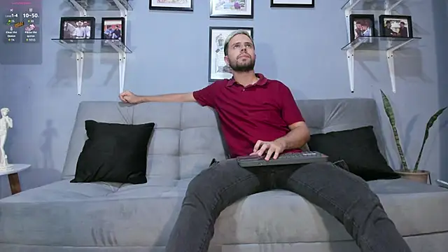 Snapshot of ETHAN_ADAM chatting on 09-09-25, 03:44 ETHAN ADAM online show from 09-09-25, 03:44