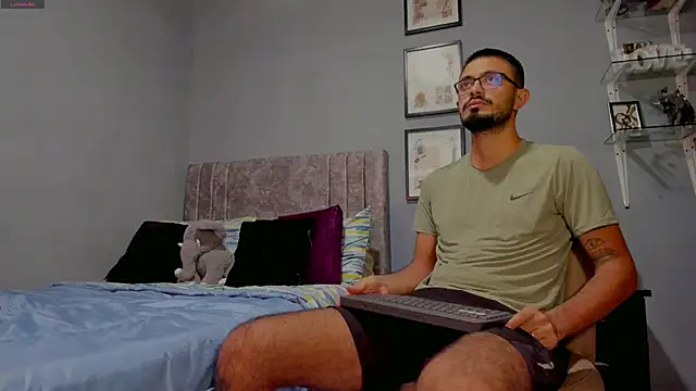 ETHAN ADAM online show from 02-23-26, 11:02