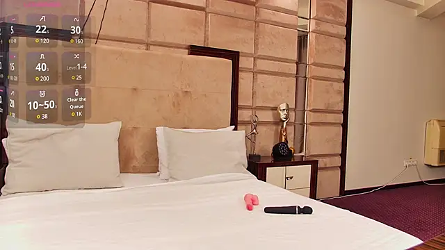 Snapshot of CassieFox_ chatting on 01-10-25, 07:32 CassieFox  online show from 01-10-25, 07:32