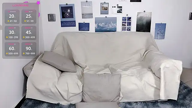 Snapshot of LiLiYbaby chatting on 12-21-24, 07:49 LiLiYbaby online show from 12-21-24, 07:49