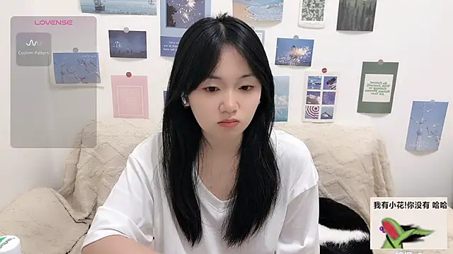 Snapshot of LiLiYbaby chatting on 10-04-25, 06:33 LiLiYbaby online show from 10-04-25, 06:33