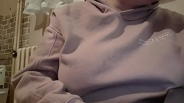 AalinnaK online show from 03-11-25, 09:37