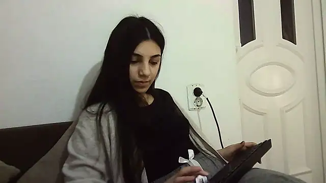 Ahotkittyxxx online show from 01-23-25, 12:52