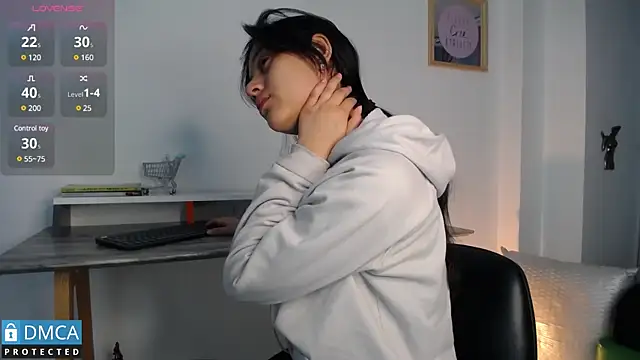 Snapshot of floriamANDjazmin chatting on 02-05-25, 11:12 floriamANDjazmin online show from 02-05-25, 11:12