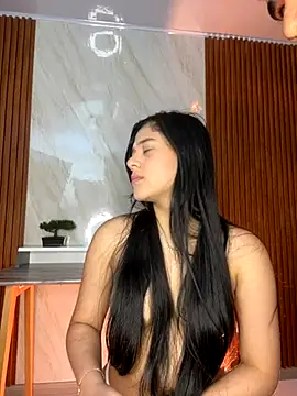 Snapshot of floriamANDjazmin chatting on 10-13-25, 03:06 floriamANDjazmin online show from 10-13-25, 03:06