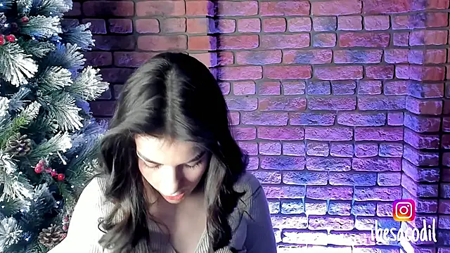 adriana allien online show from 01-08-25, 09:32