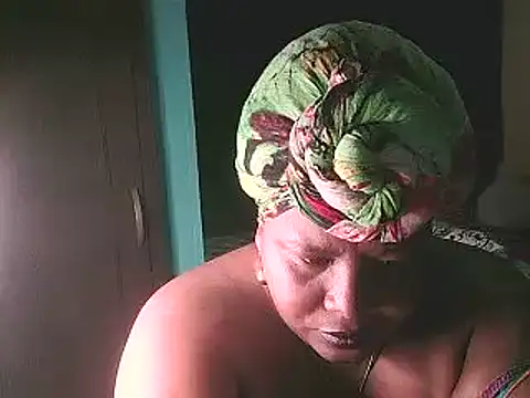 Snapshot of Leidy_quin chatting on 12-07-24, 05:37 Leidy quin online show from 12-07-24, 05:37