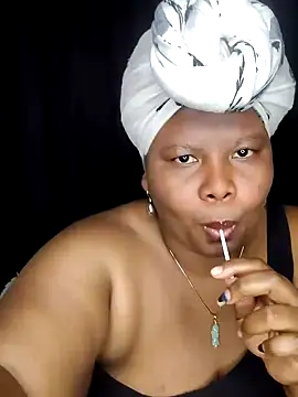 Snapshot of Leidy_quin chatting on 01-11-25, 09:47 Leidy quin online show from 01-11-25, 09:47