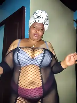 Snapshot of Leidy_quin chatting on 01-16-25, 09:16 Leidy quin online show from 01-16-25, 09:16