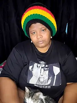 Snapshot of Leidy_quin chatting on 02-16-25, 09:26 Leidy quin online show from 02-16-25, 09:26