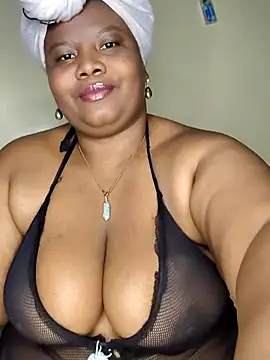 Snapshot of Leidy_quin chatting on 02-18-25, 09:10 Leidy quin online show from 02-18-25, 09:10