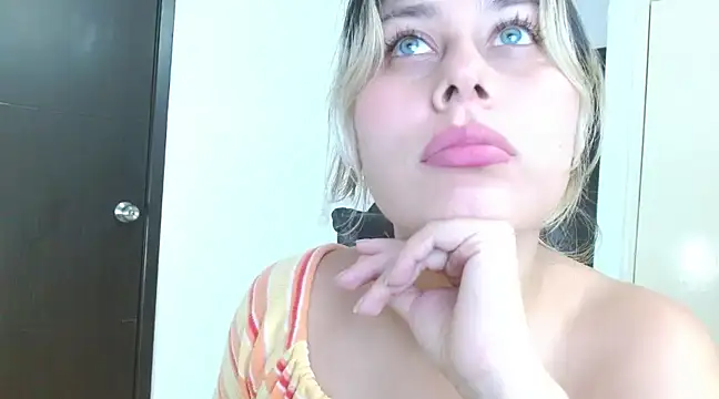 Snapshot of pamela_fox03 chatting on 02-22-25, 09:37 pamela fox03 online show from 02-22-25, 09:37