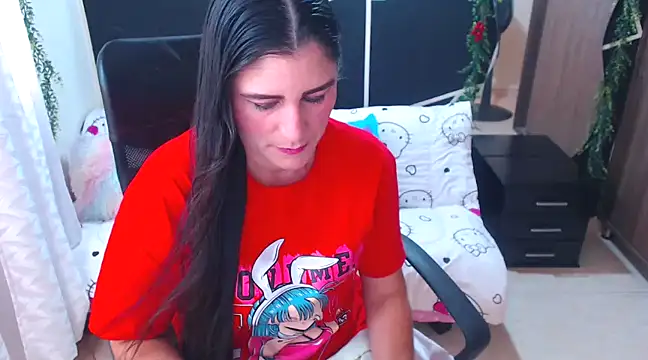 Snapshot of LUCY_LI chatting on 03-14-25, 06:18 LUCY LI online show from 03-14-25, 06:18