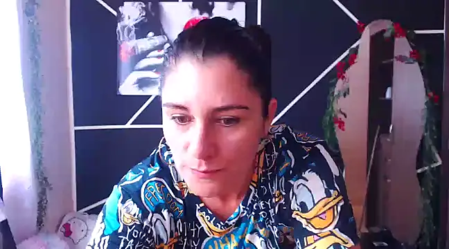 Snapshot of LUCY_LI chatting on 03-15-25, 07:27 LUCY LI online show from 03-15-25, 07:27