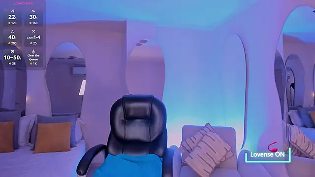 MaddisonLowe online show from 09-19-25, 03:41