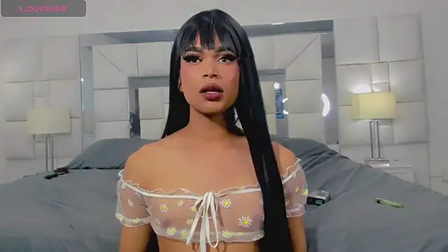 Hellen moons   online show from 01-12-25, 09:51