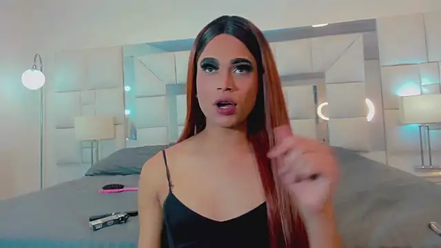 Hellen moons   online show from 01-16-25, 12:34