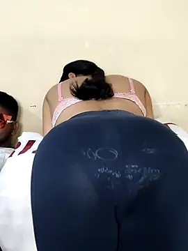 Hot Bhabi08 online show from 04-15-26, 04:03