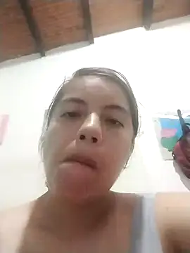 Snapshot of lisseth chatting on 12-17-24, 02:12 lisseth online show from 12-17-24, 02:12