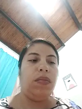 Snapshot of lisseth chatting on 01-06-25, 12:05 lisseth online show from 01-06-25, 12:05