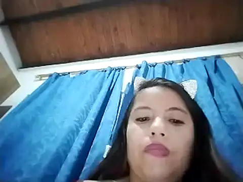 Snapshot of lisseth chatting on 02-15-25, 02:58 lisseth online show from 02-15-25, 02:58