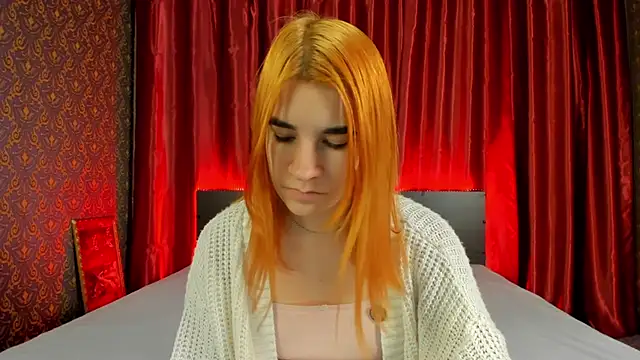  Polly Love  online show from 12-10-24, 10:06