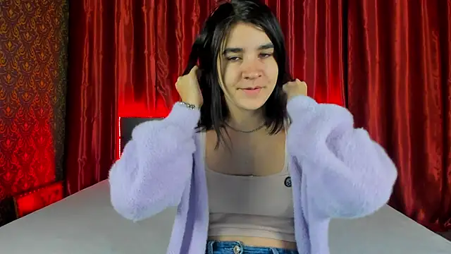  Polly Love  online show from 09-29-25, 06:07