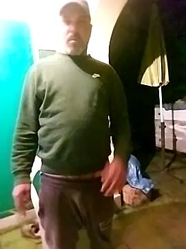 affascino online show from 04-17-26, 07:39