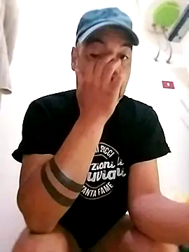 affascino online show from 04-21-26, 07:47