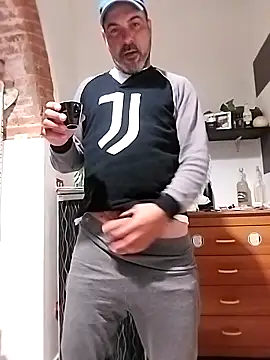 affascino online show from 04-22-26, 06:05