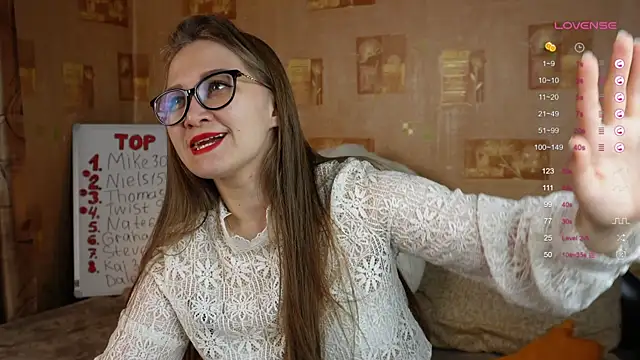 Snapshot of Miatiny chatting on 03-14-25, 01:57 Miatiny online show from 03-14-25, 01:57