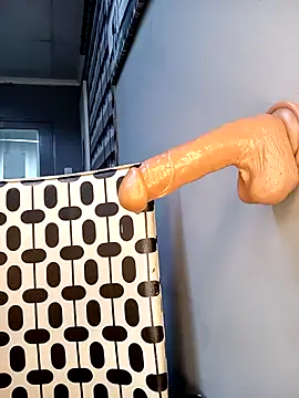 DickDiva1 online show from 02-18-25, 02:16