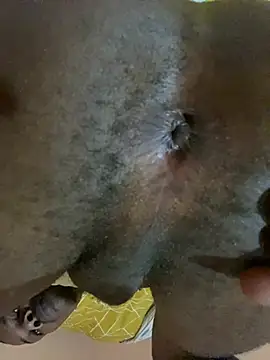 Snapshot of skyfall200 chatting on 12-20-24, 09:06 skyfall200 online show from 12-20-24, 09:06