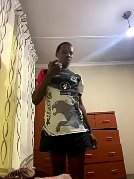 Snapshot of skyfall200 chatting on 10-09-25, 09:02 skyfall200 online show from 10-09-25, 09:02