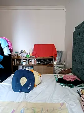 Snapshot of KimPielCanela chatting on 03-09-25, 04:33 KimPielCanela online show from 03-09-25, 04:33