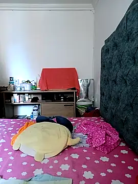 Snapshot of KimPielCanela chatting on 03-21-25, 06:07 KimPielCanela online show from 03-21-25, 06:07