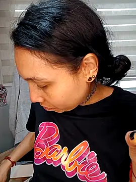 Snapshot of KimPielCanela chatting on 10-14-25, 09:26 KimPielCanela online show from 10-14-25, 09:26