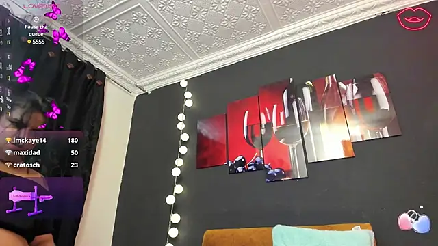 Snapshot of emma_sexxy chatting on 03-05-25, 06:12 emma sexxy online show from 03-05-25, 06:12