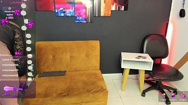 Snapshot of emma_sexxy chatting on 03-07-25, 08:22 emma sexxy online show from 03-07-25, 08:22