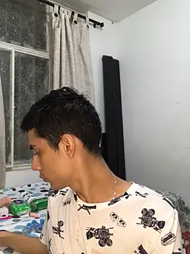 Snapshot of Oliver_king_sex chatting on 03-14-25, 03:15 Oliver king sex online show from 03-14-25, 03:15