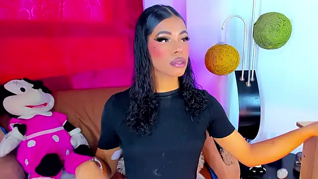 Snapshot of bloom444 chatting on 09-21-25, 09:27 bloom444 online show from 09-21-25, 09:27