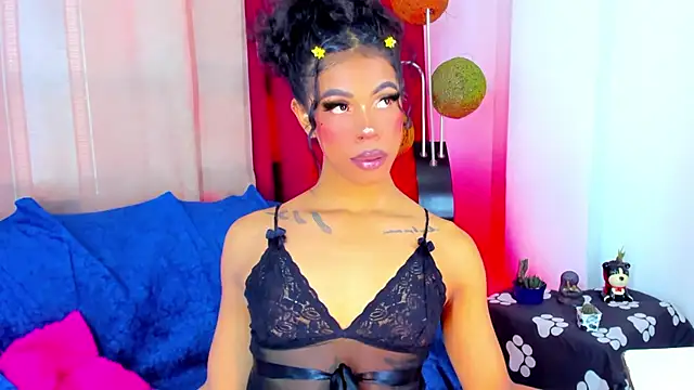 Snapshot of bloom444 chatting on 10-02-25, 10:17 bloom444 online show from 10-02-25, 10:17