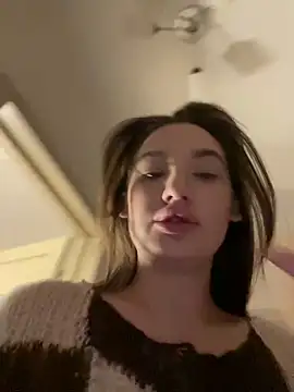 Holly Molii online show from 02-09-25, 10:20